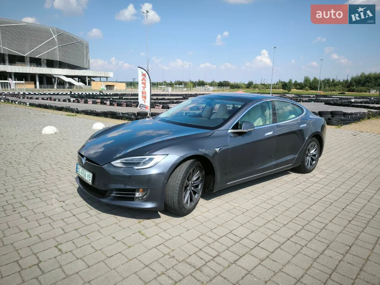 2016 Tesla Model S - мініатюра 37