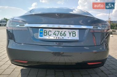 Лифтбек Tesla Model S 2017 в Львове