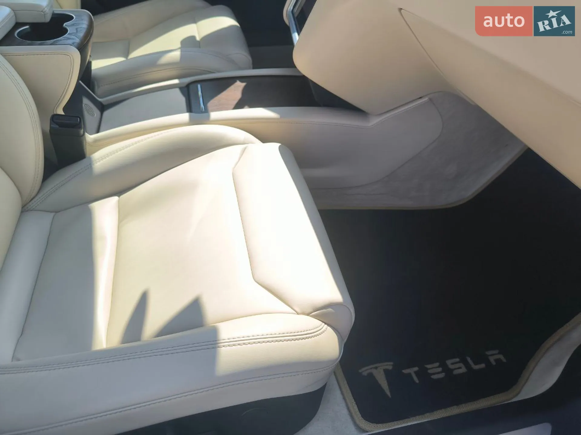 2017 Tesla Model S - мініатюра 19