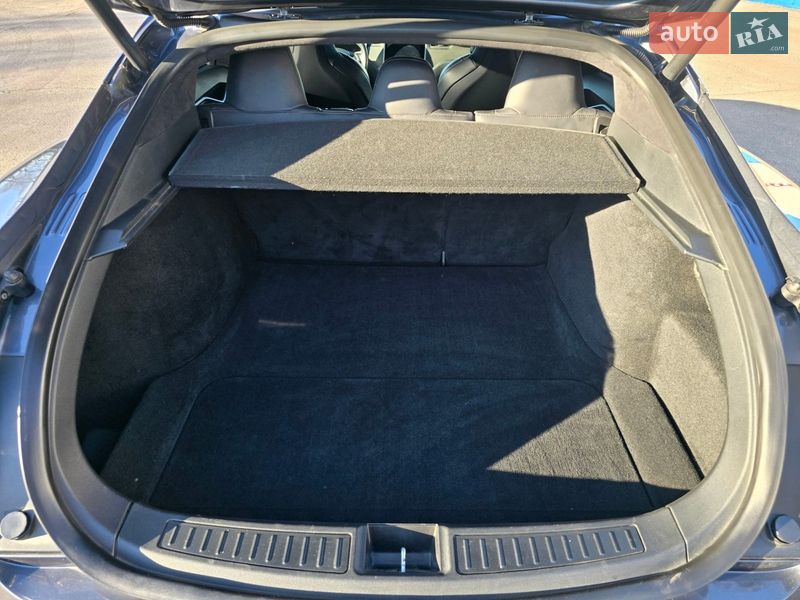 Лифтбек Tesla Model S 2018 в Кропивницком фото 8 Лифтбек Tesla Model S 2018 в Кропивницком