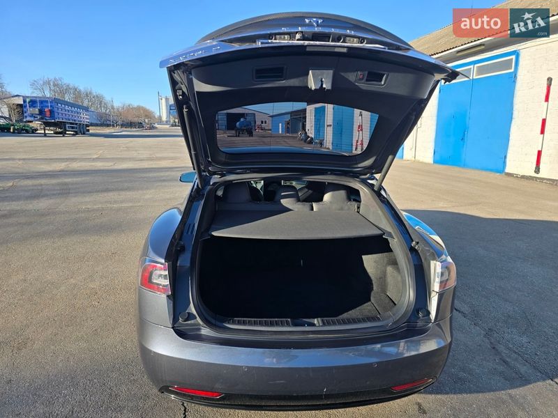 Лифтбек Tesla Model S 2018 в Кропивницком фото 7 Лифтбек Tesla Model S 2018 в Кропивницком