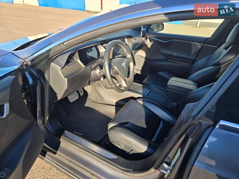 Лифтбек Tesla Model S 2018 в Кропивницком фото 5 Лифтбек Tesla Model S 2018 в Кропивницком