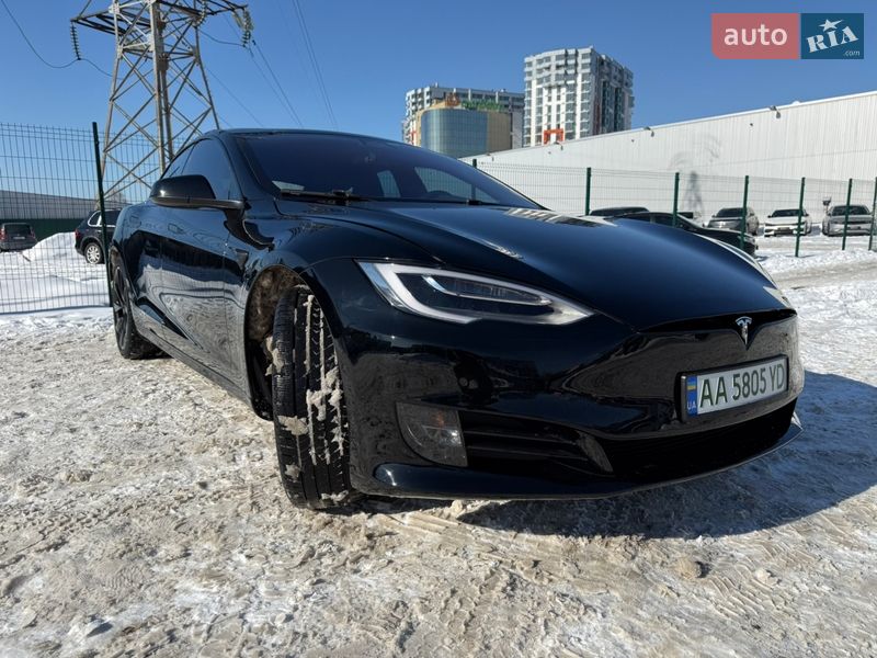 Лифтбек Tesla Model S 2018 в Киеве фото 2 Лифтбек Tesla Model S 2018 в Киеве