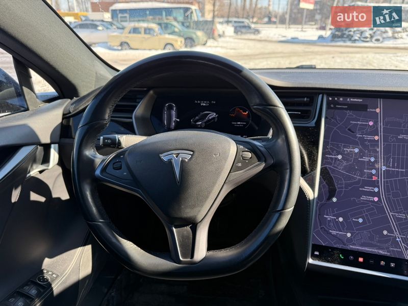 Лифтбек Tesla Model S 2018 в Киеве фото 7 Лифтбек Tesla Model S 2018 в Киеве