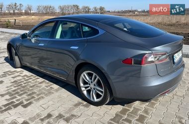 Лифтбек Tesla Model S 2013 в Ровно