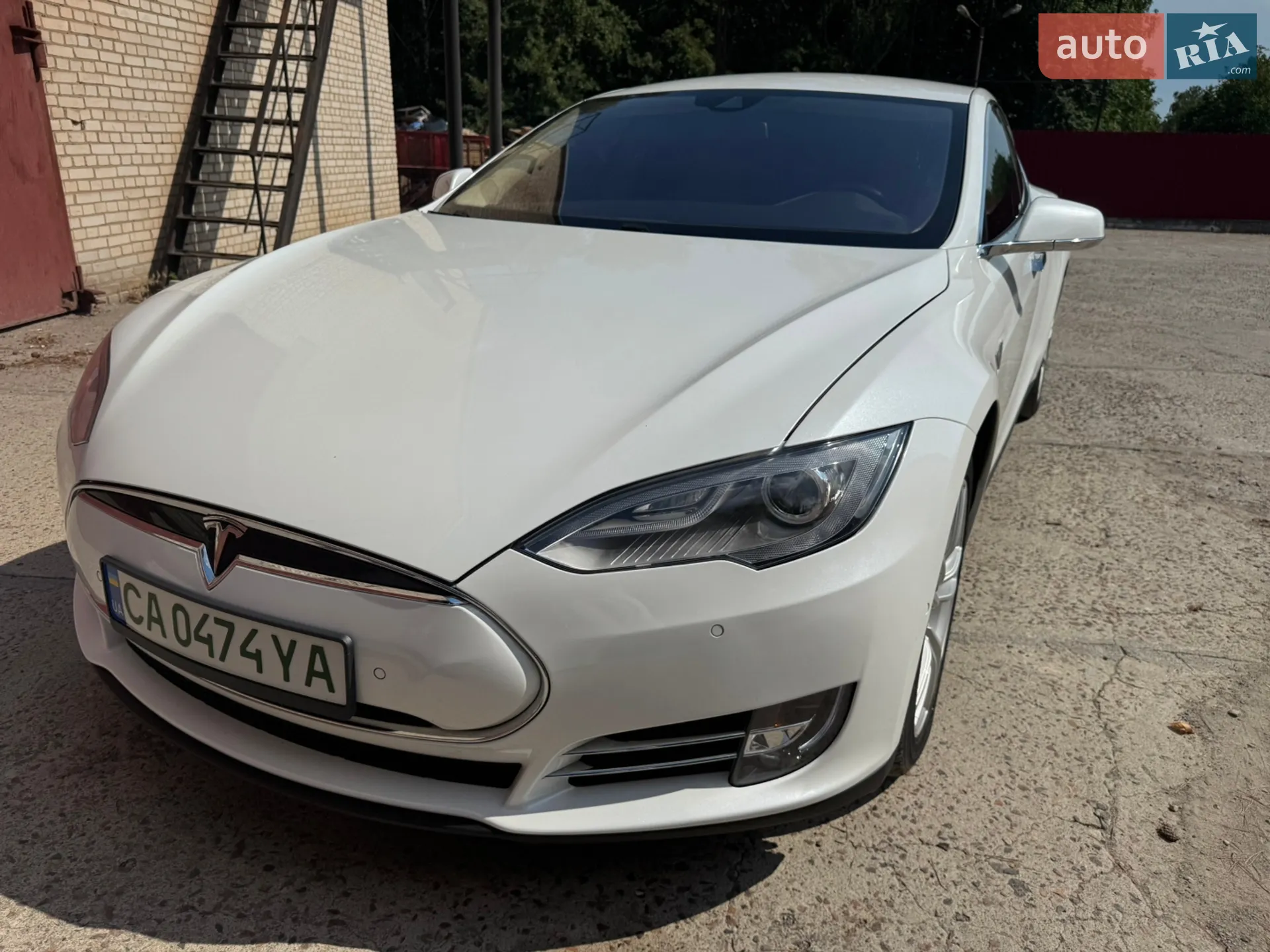 2015 Tesla Model S - мініатюра 8