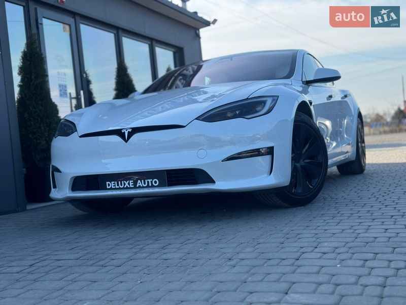 Ліфтбек Tesla Model S 2023 в Івано-Франківську