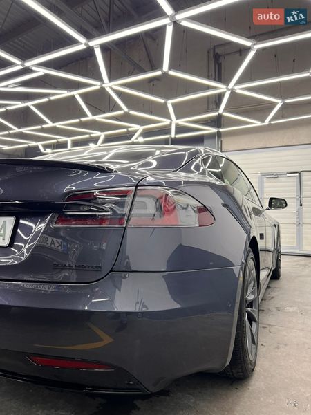 Лифтбек Tesla Model S 2020 в Ивано-Франковске