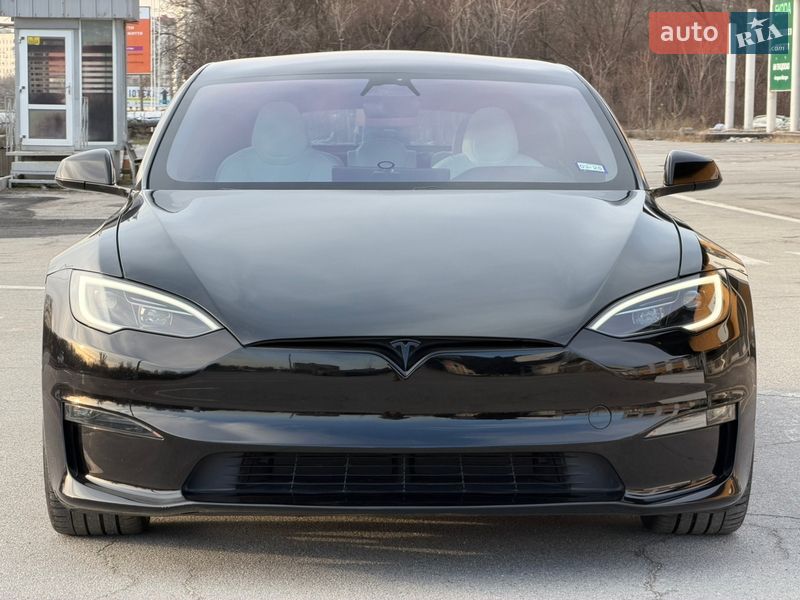 Ліфтбек Tesla Model S 2024 в Запоріжжі