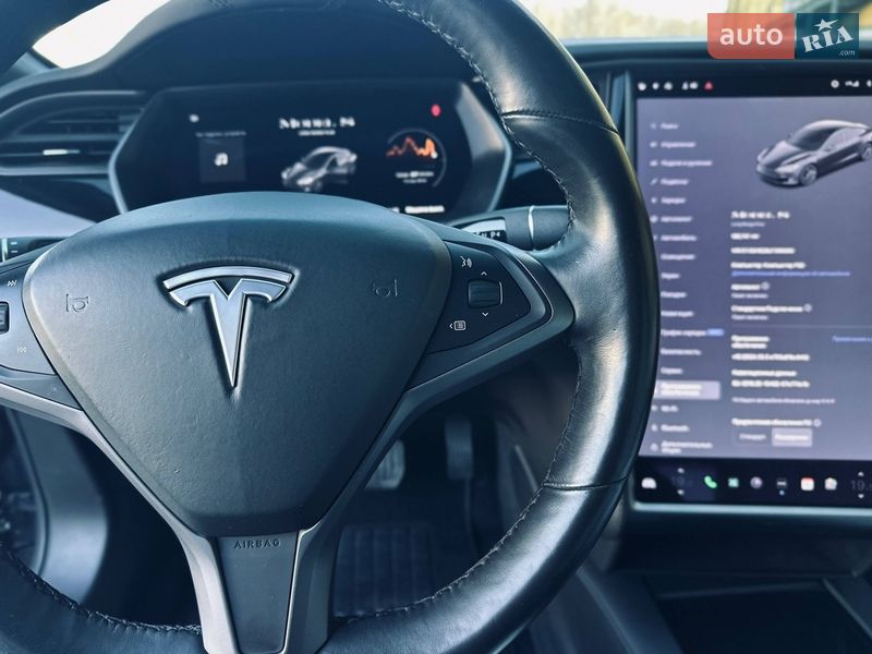Лифтбек Tesla Model S 2020 в Одессе