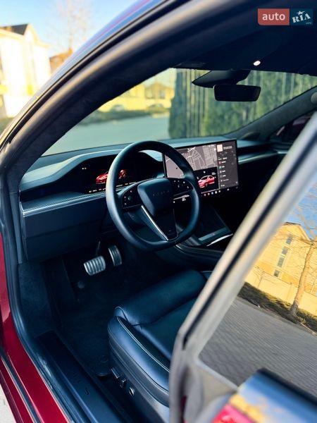 Лифтбек Tesla Model S 2024 в Одессе