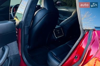 Лифтбек Tesla Model S 2024 в Одессе
