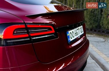 Лифтбек Tesla Model S 2024 в Одессе