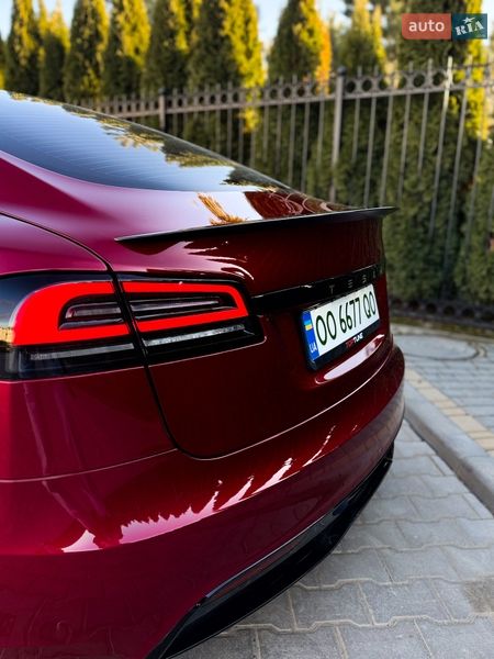 Лифтбек Tesla Model S 2024 в Одессе