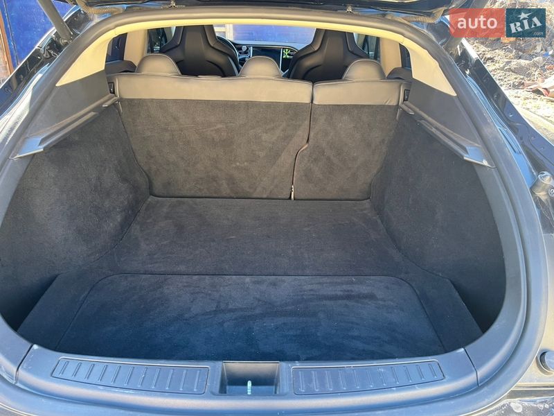 Ліфтбек Tesla Model S 2014 в Білій Церкві