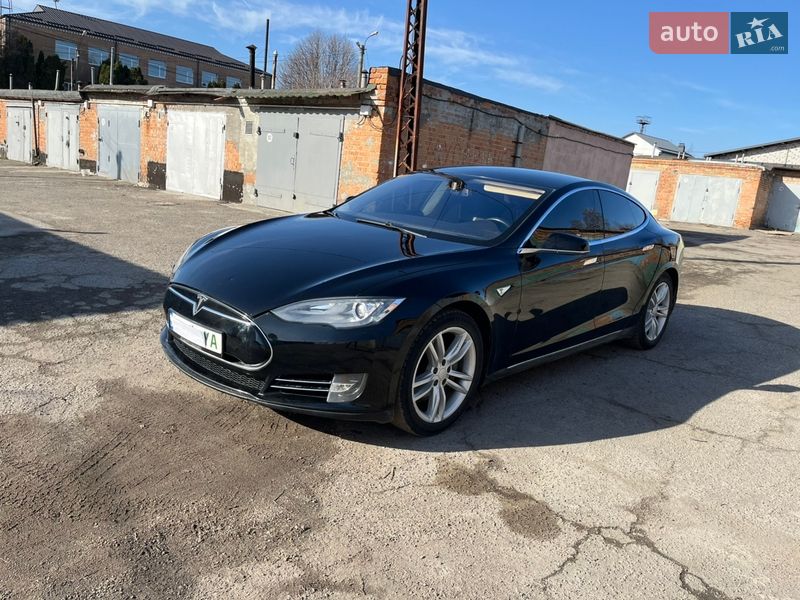 Ліфтбек Tesla Model S 2014 в Білій Церкві