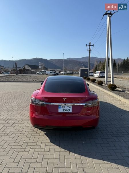 Ліфтбек Tesla Model S 2020 в Хусті
