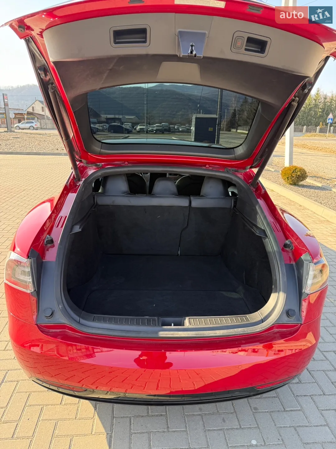 2020 Tesla Model S - мініатюра 11
