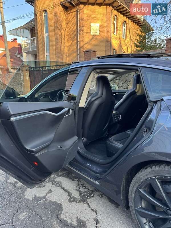 Лифтбек Tesla Model S 2014 в Софиевской Борщаговке фото 22 Лифтбек Tesla Model S 2014 в Софиевской Борщаговке