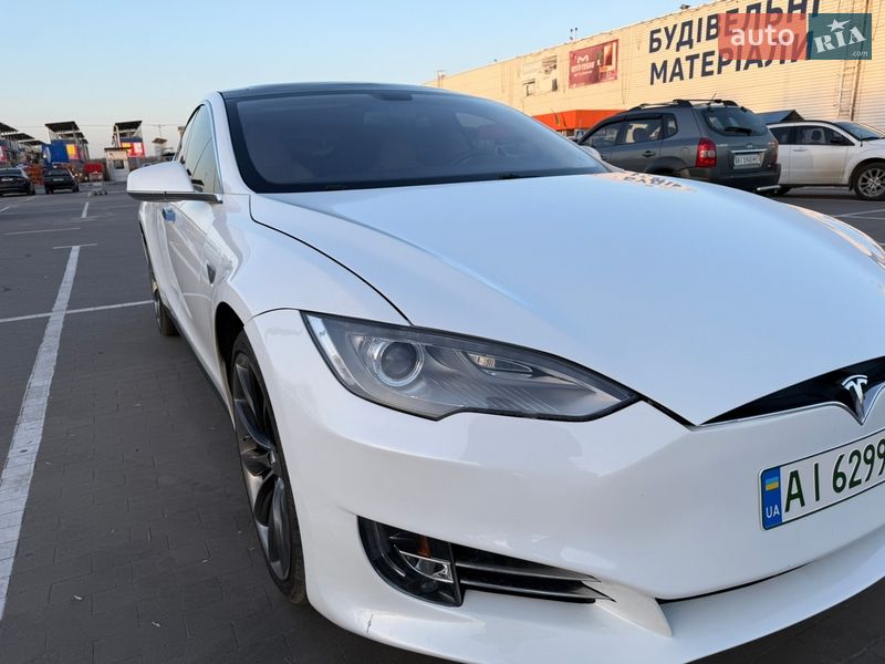 Лифтбек Tesla Model S 2013 в Борисполе фото 11 Лифтбек Tesla Model S 2013 в Борисполе