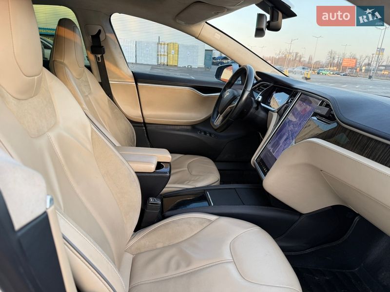 Лифтбек Tesla Model S 2013 в Борисполе фото 15 Лифтбек Tesla Model S 2013 в Борисполе