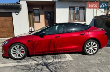 Лифтбек Tesla Model S 2019 в Львове