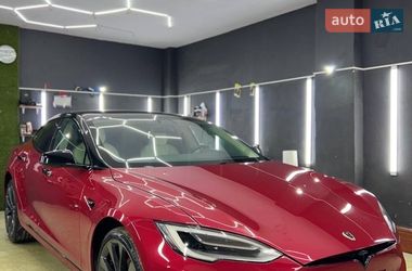Лифтбек Tesla Model S 2019 в Львове