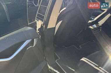 Лифтбек Tesla Model S 2014 в Киеве