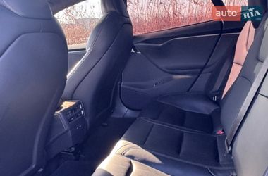 Ліфтбек Tesla Model S 2020 в Києві