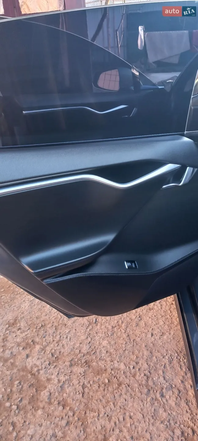 2014 Tesla Model S - мініатюра 28