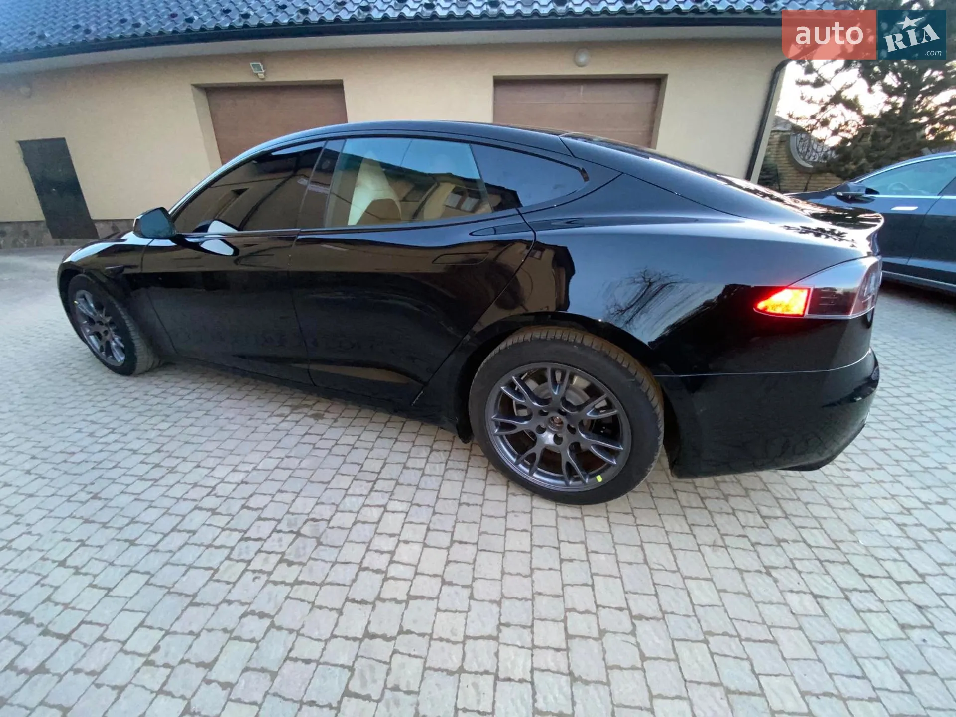 2021 Tesla Model S - мініатюра 4