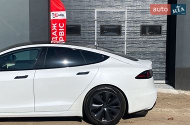 Лифтбек Tesla Model S 2022 в Киеве