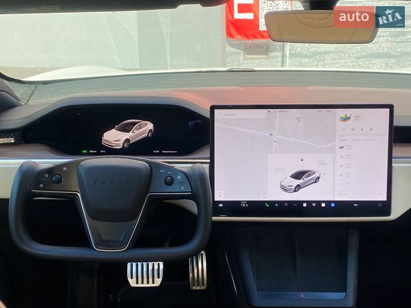 Лифтбек Tesla Model S 2022 в Киеве