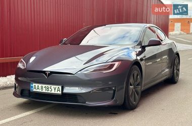 Лифтбек Tesla Model S 2022 в Киеве