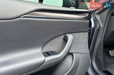 Лифтбек Tesla Model S 2022 в Киеве