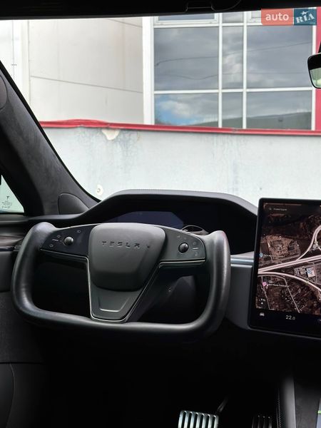 Лифтбек Tesla Model S 2022 в Киеве