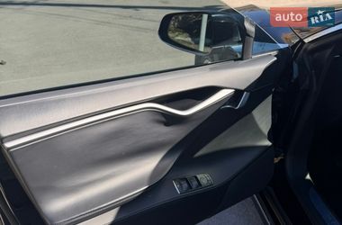 Лифтбек Tesla Model S 2018 в Тернополе
