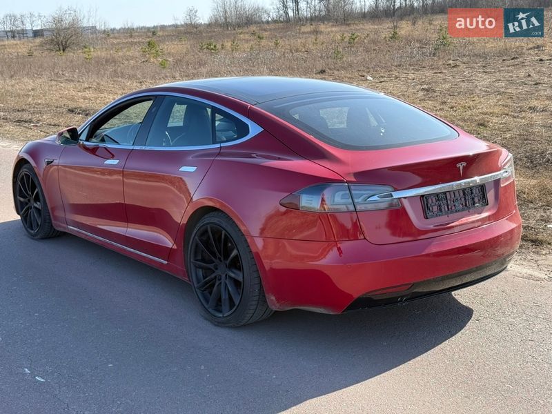 Ліфтбек Tesla Model S 2018 в Києві фото 8 Ліфтбек Tesla Model S 2018 в Києві
