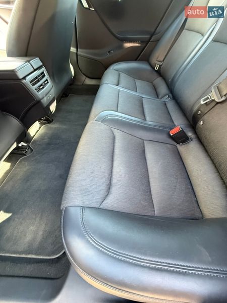 Ліфтбек Tesla Model S 2018 в Києві фото 21 Ліфтбек Tesla Model S 2018 в Києві