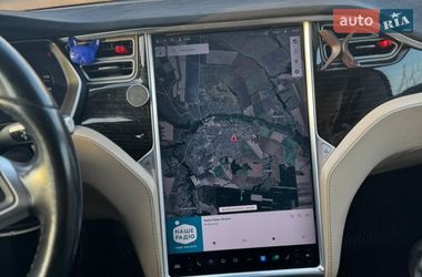 Лифтбек Tesla Model S 2016 в Виннице