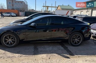 Лифтбек Tesla Model S 2021 в Львове