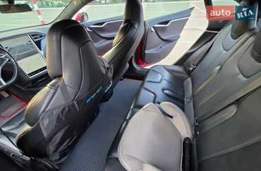 Лифтбек Tesla Model S 2017 в Одессе