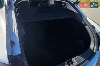 Лифтбек Tesla Model S 2015 в Судовой Вишне