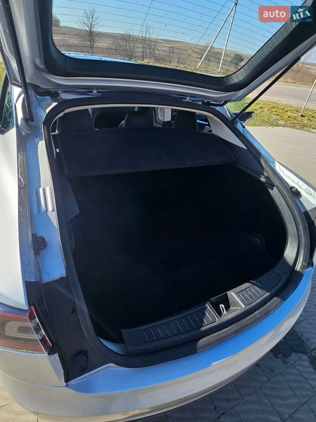 2015 Tesla Model S - мініатюра 12