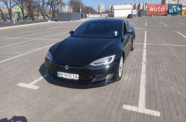 Ліфтбек Tesla Model S 2018 в Одесі