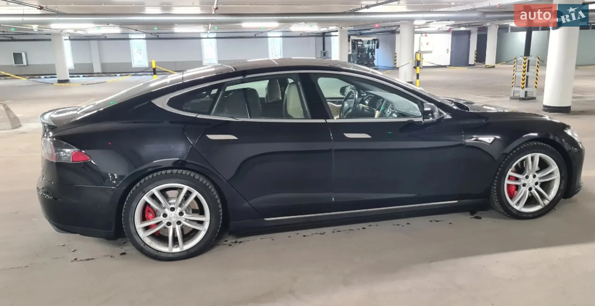 2015 Tesla Model S - мініатюра 4