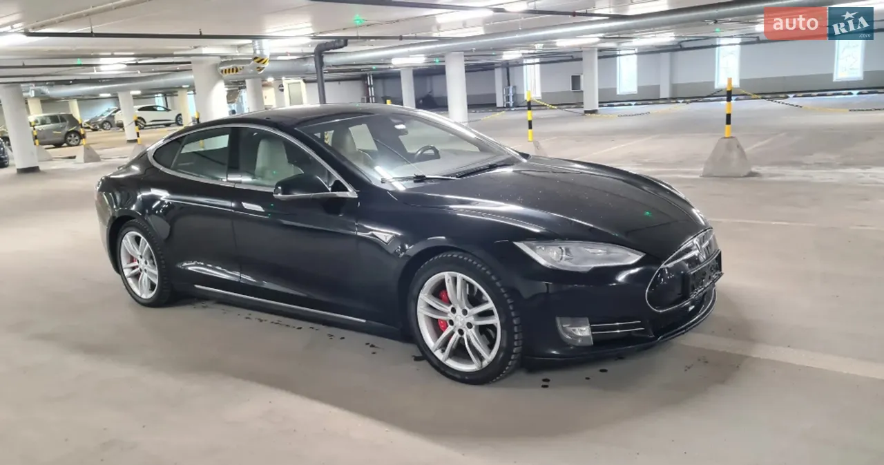 2015 Tesla Model S - мініатюра 10