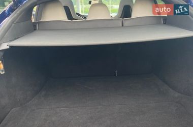 Ліфтбек Tesla Model S 2015 в Хмельницькому