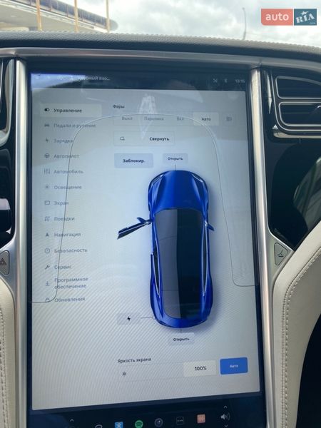 Ліфтбек Tesla Model S 2015 в Хмельницькому