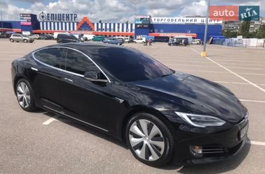 Ліфтбек Tesla Model S 2020 в Кропивницькому
